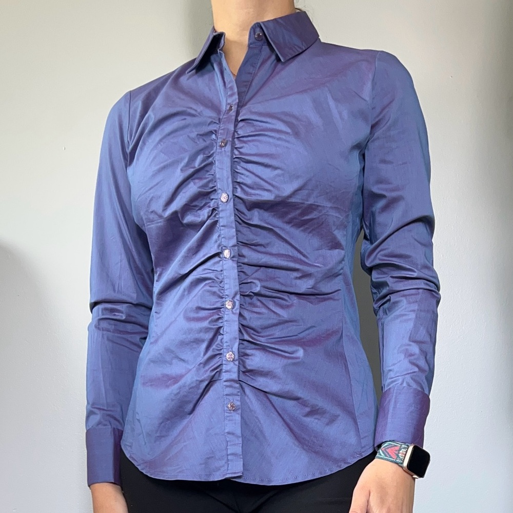 New York & Company Ruched Long Sleeve Button Down